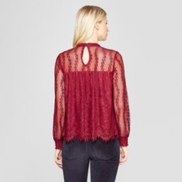 Cream lace blouse - Picture 4 of 4